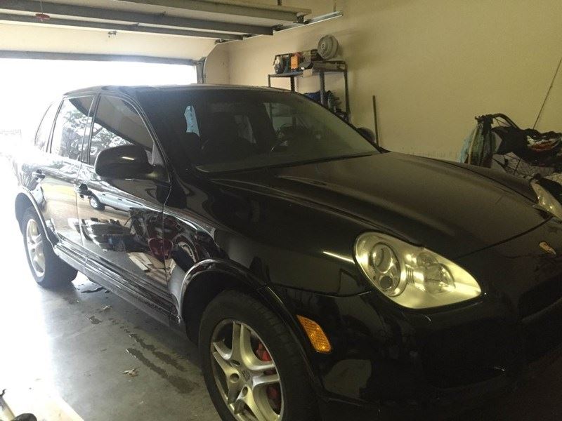 2004 Porsche Cayenne for sale by owner in Little Rock