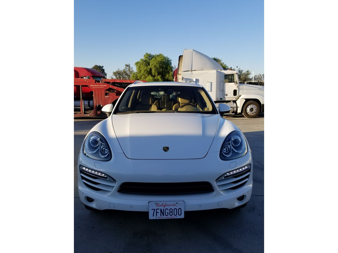 2012 Porsche Cayenne for sale by owner in Fontana