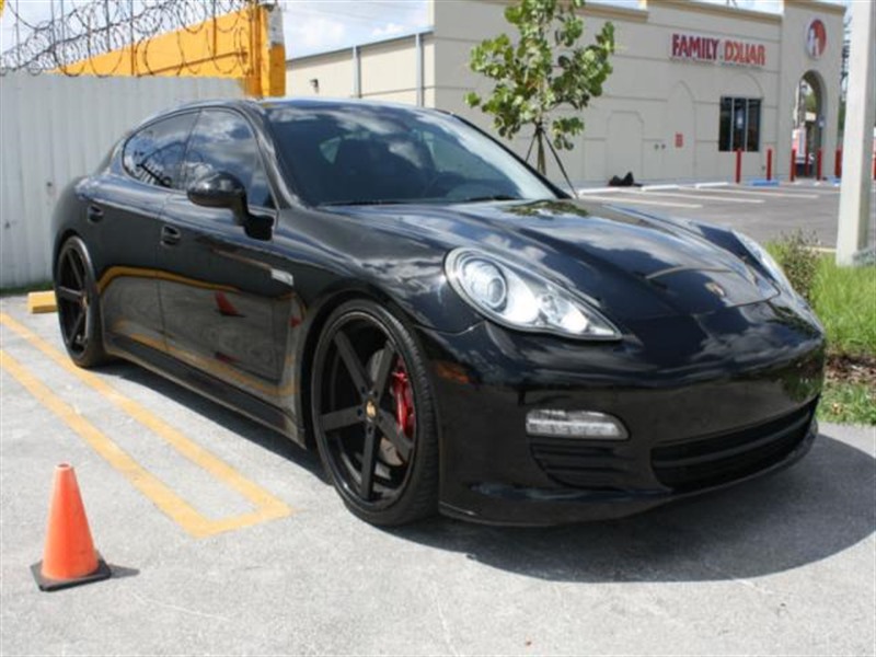 2011 Porsche Panamera for sale by owner in KISSIMMEE