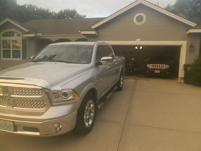 2014 RAM 1500 for sale by owner in Grandview