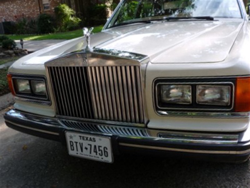 1984 Rolls-Royce Silver Spirit for sale by owner in SAN ANTONIO