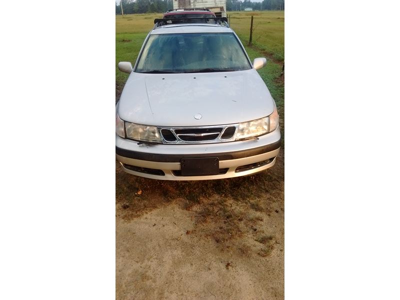 2000 Saab 9-5 for sale by owner in Coward