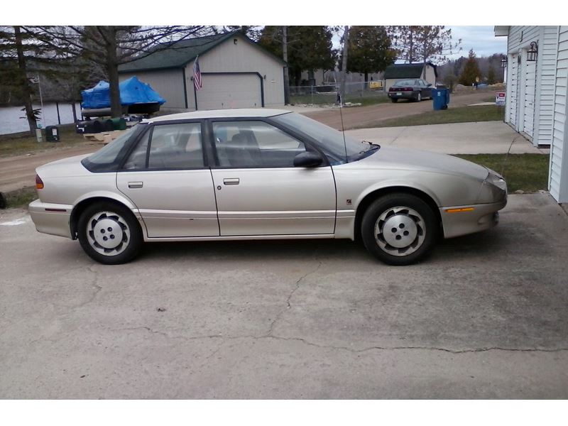 1993 Saturn L-Series for sale by owner in Gladwin