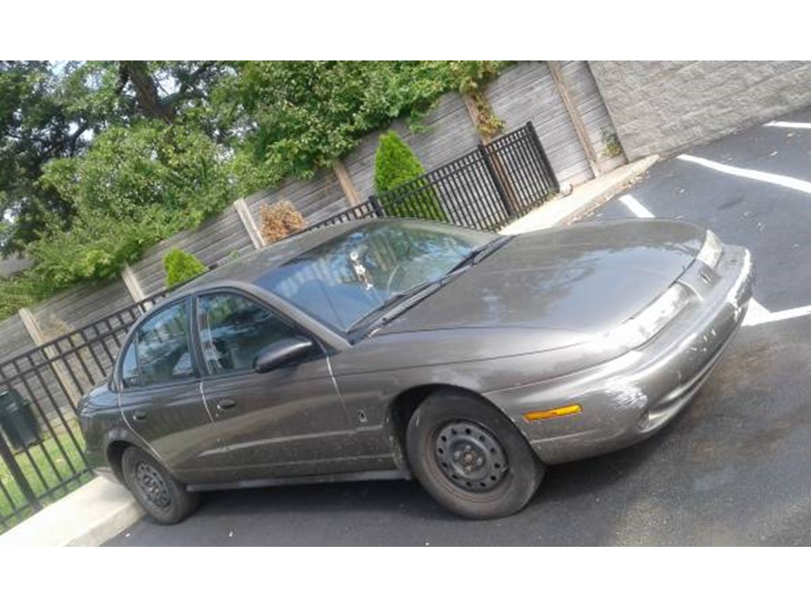 1998 Saturn S-Series for sale by owner in Louisville