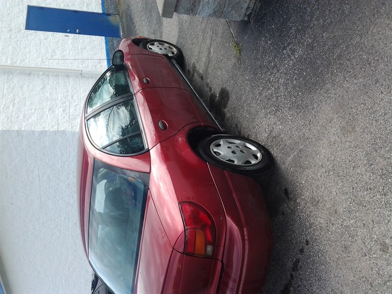2000 Saturn SL1 for sale by owner in MIDLAND