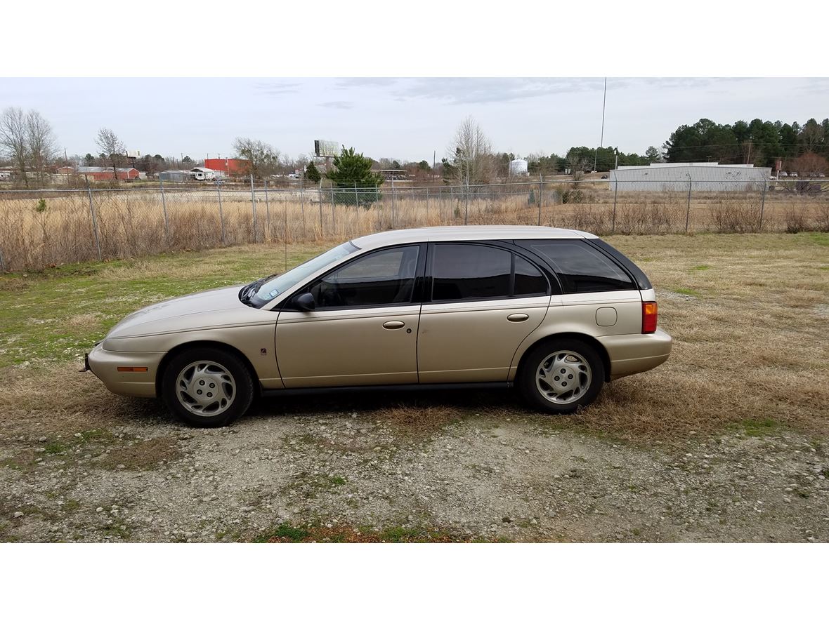 1996 Saturn Station Wagon for sale by owner in Bullard