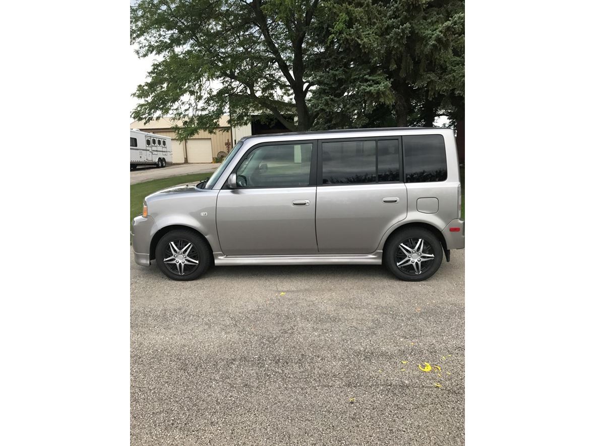 2006 Scion XB for sale by owner in De Pere