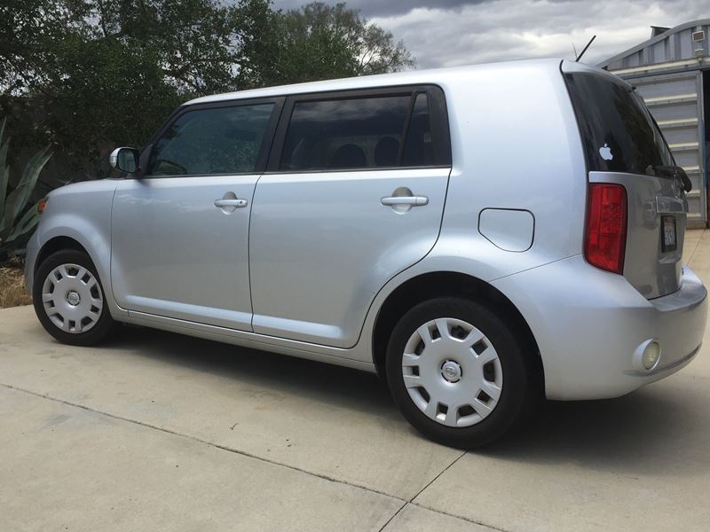 2009 Scion XB for sale by owner in FALLBROOK