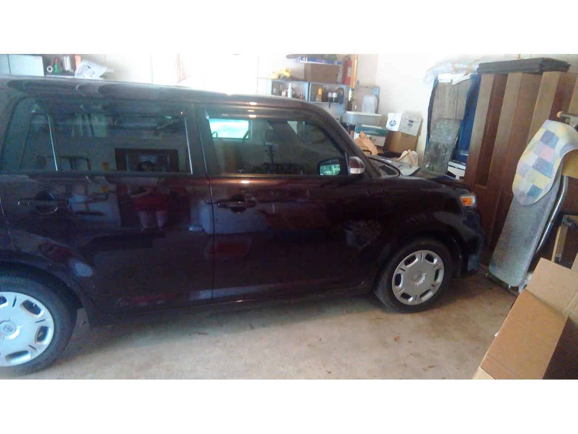 2013 Scion XB for sale by owner in Lumberton
