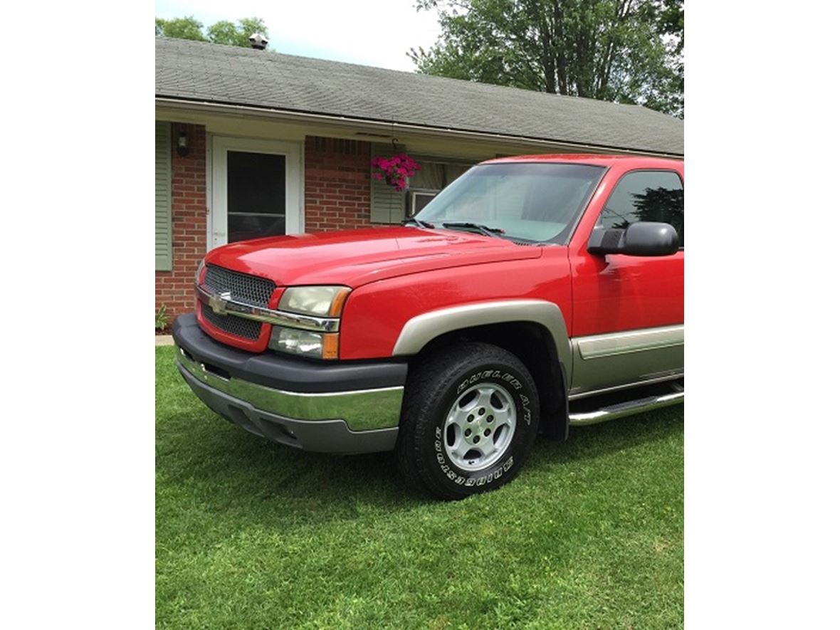 2003 Studebaker Silverado 1500 Z71 Off Road035.3L 1 OwnerZ71 03 for sale by owner in Chicago