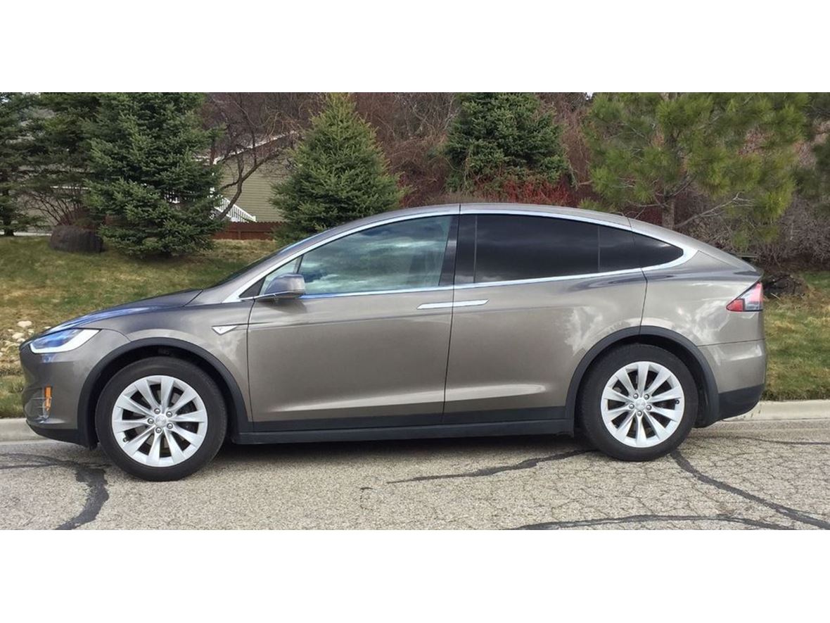 2016 Tesla X for sale by owner in Kuna