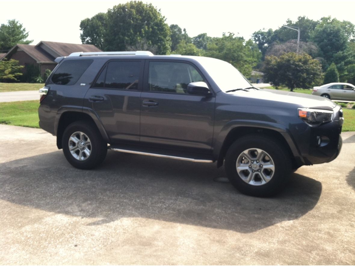 2015 Toyota 4Runner for sale by owner in Glasgow
