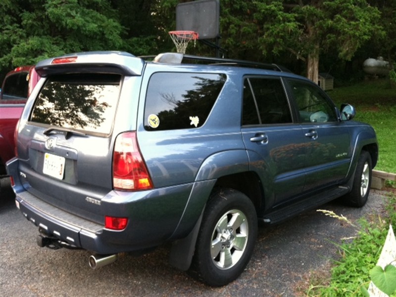 2005 Toyota 4Runner Limited for sale by owner in DALEVILLE