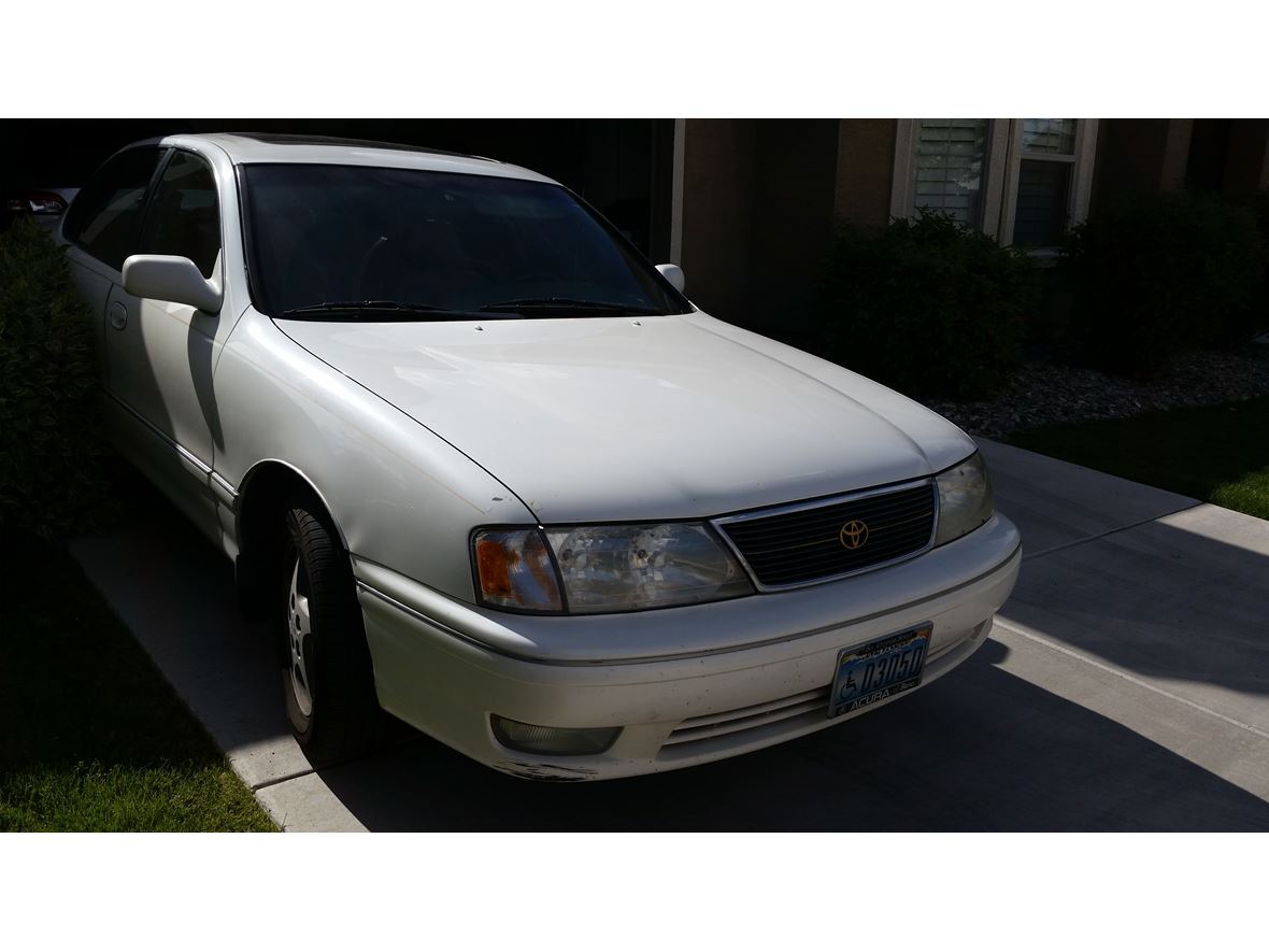 1998 Toyota Avalon for sale by owner in Sparks