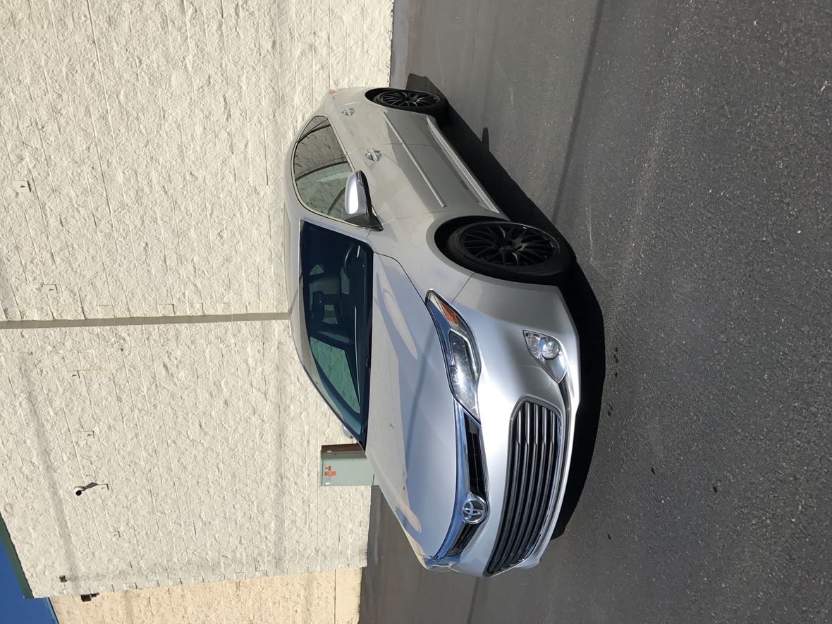 2013 Toyota Avalon for sale by owner in Wilsonville