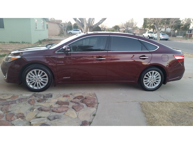 2014 Toyota Avalon Hybrid for sale by owner in Tucson