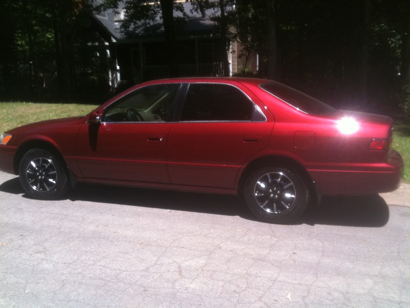 1999 Toyota Camry for sale by owner in MIDLOTHIAN