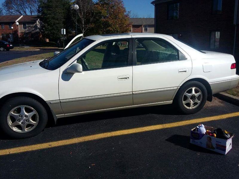1999 Toyota Camry for sale by owner in Franklin