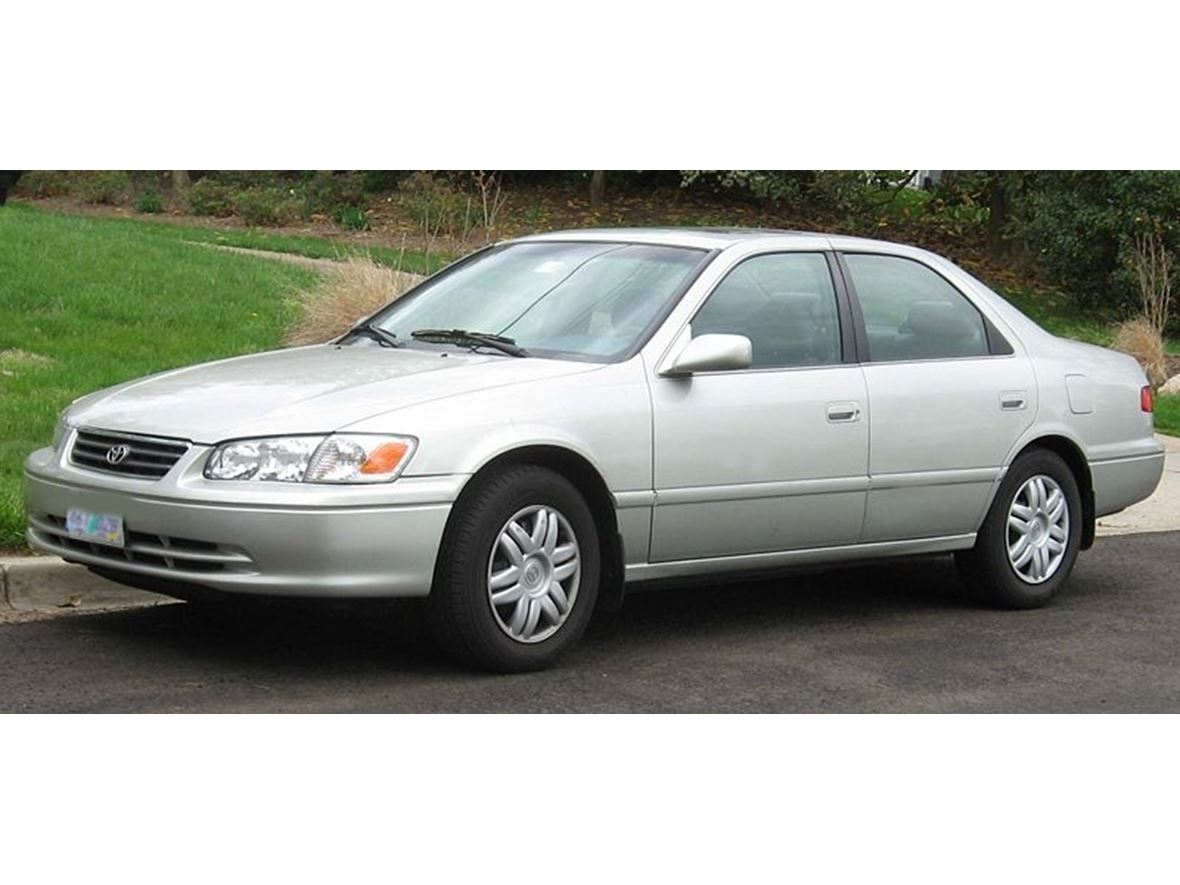 2000 Toyota Camry for sale by owner in Eugene