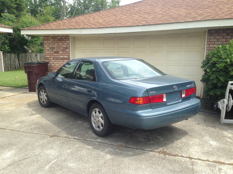 2001 Toyota Camry for sale by owner in METAIRIE