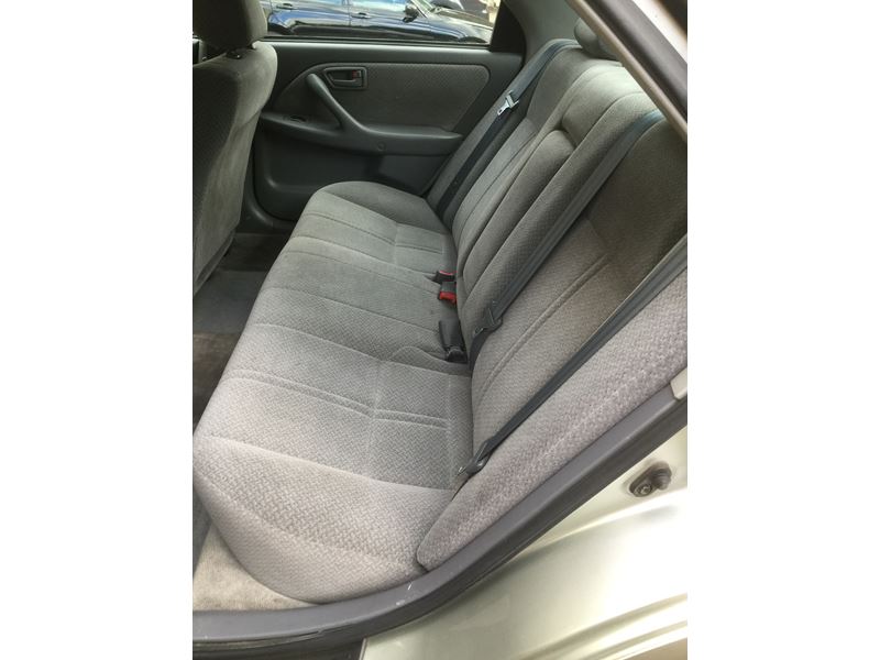 2001 Toyota Camry for sale by owner in Beaverton