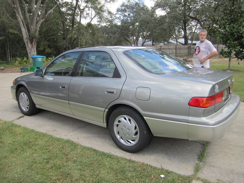 2001 Toyota Camry for sale by owner in Crawfordville