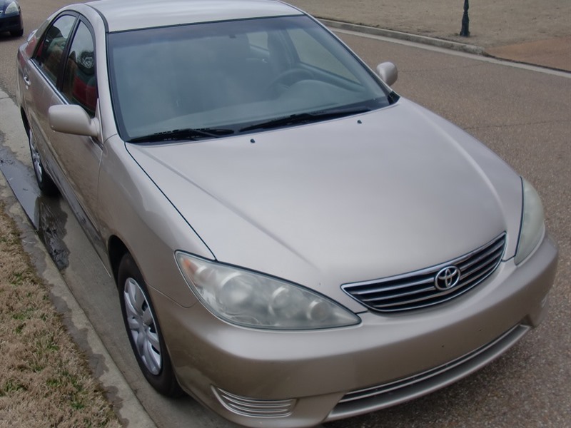 2005 Toyota Camry for sale by owner in MEMPHIS