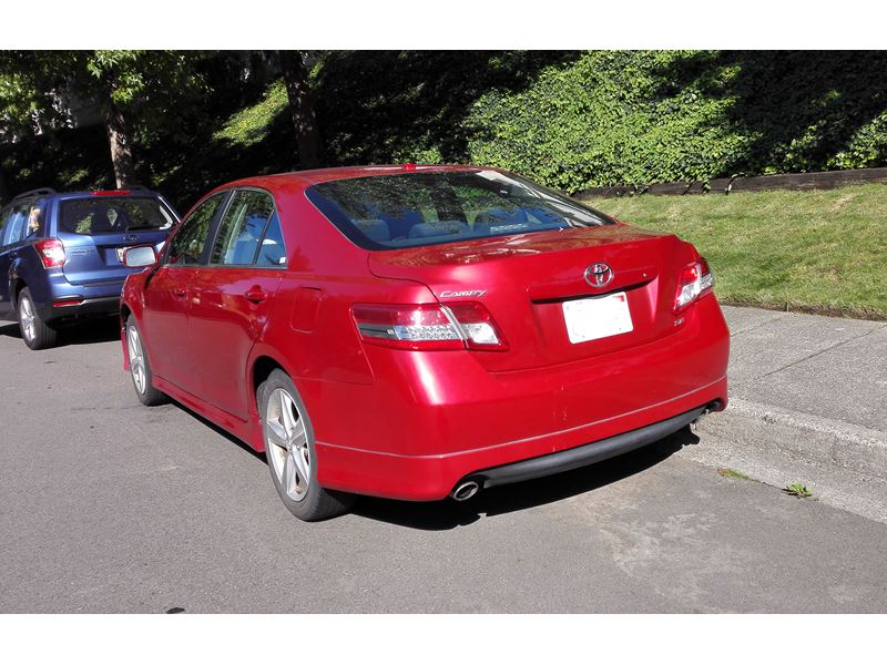 2010 Toyota Camry for sale by owner in Bellevue