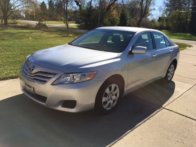 2010 Toyota Camry for sale by owner in Palatine