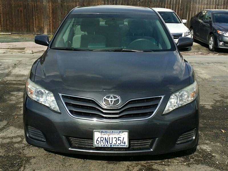 2011 Toyota Camry for sale by owner in GARDEN GROVE