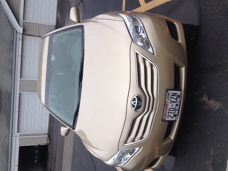 2011 Toyota Camry for sale by owner in NEW BERLIN