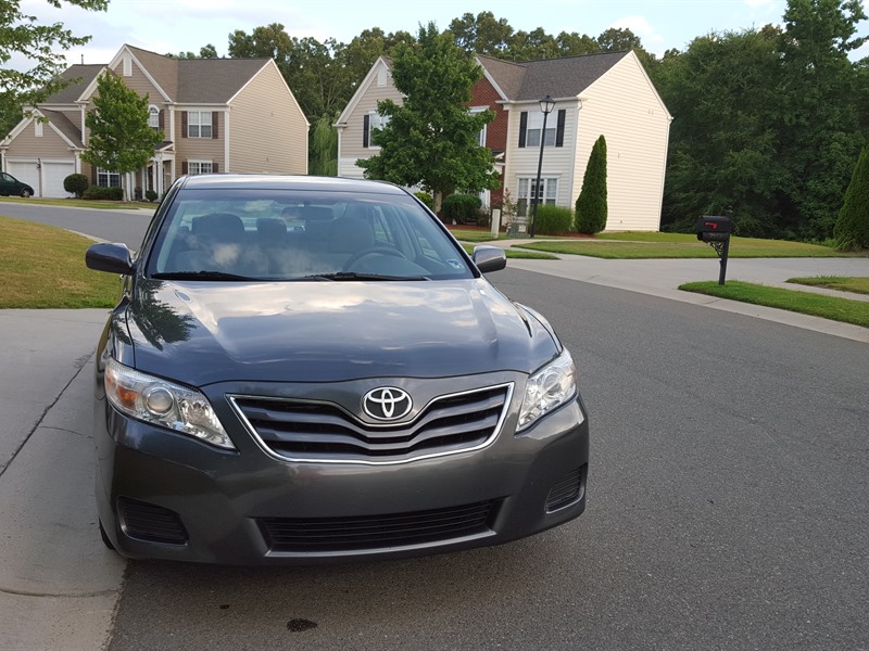 2011 Toyota Camry for sale by owner in WAXHAW