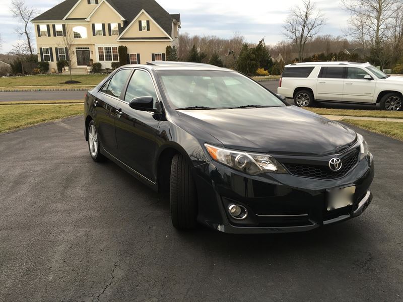 2012 Toyota Camry for sale by owner in Mullica Hill