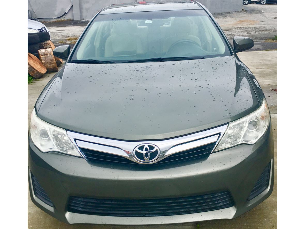 2012 Toyota Camry for sale by owner in Casselberry