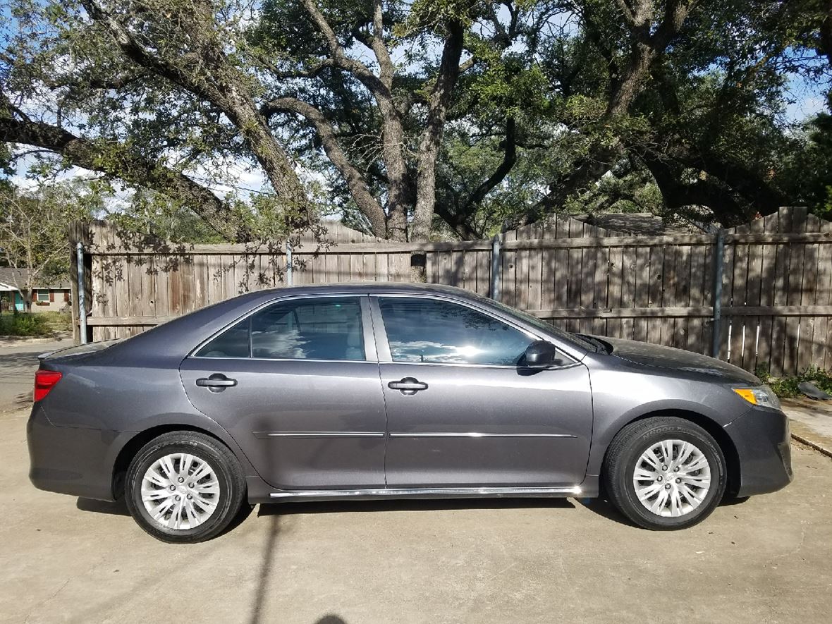 2013 Toyota Camry for sale by owner in Woodway
