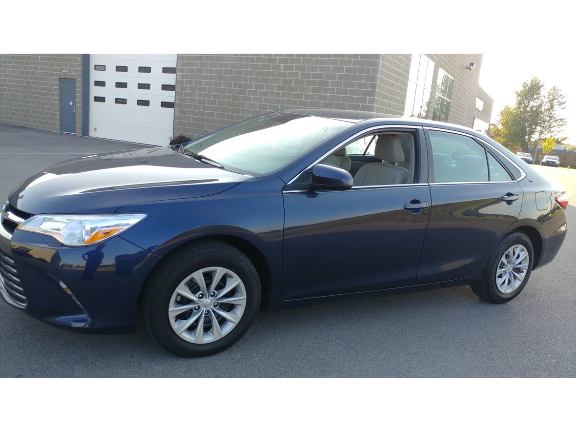 2015 Toyota Camry for sale by owner in Buffalo