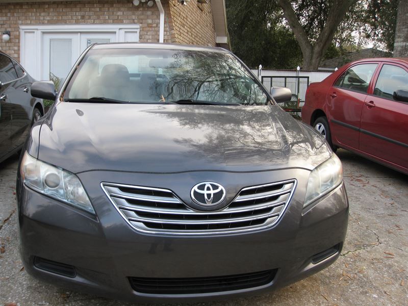 2009 Toyota Camry Hybrid for sale by owner in Goose Creek