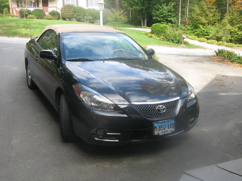 2008 Toyota Camry Solara for sale by owner in Danielson