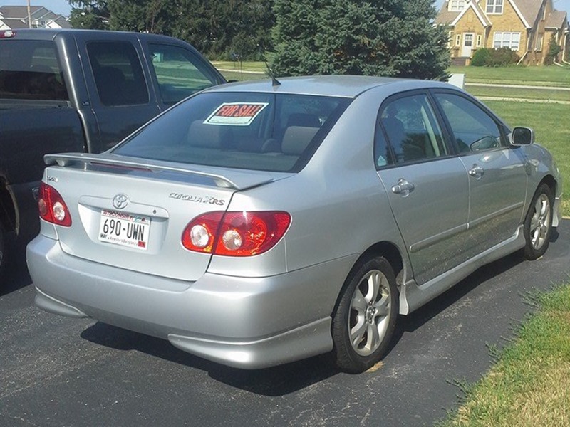 2005 Toyota corilla for sale by owner in SUN PRAIRIE