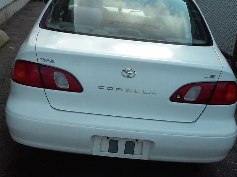 1998 Toyota Corolla for sale by owner in REVERE