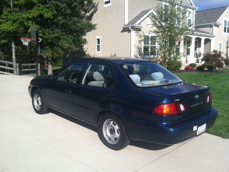 1999 Toyota Corolla for sale by owner in POWELL