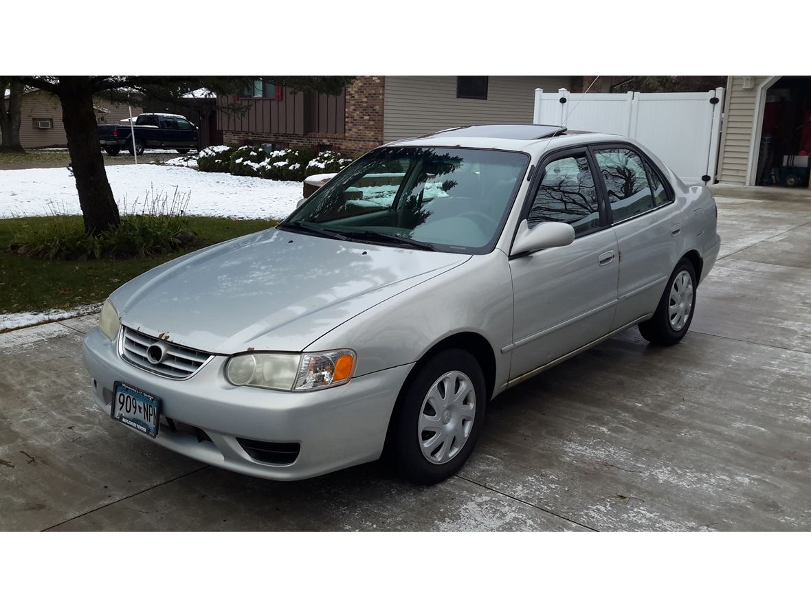 2002 Toyota Corolla LE for sale by owner in Saint Paul