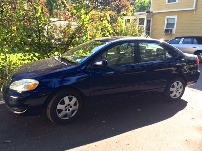 2007 Toyota Corolla for sale by owner in Glens Falls