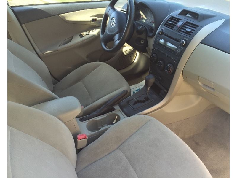 2013 Toyota Corolla for sale by owner in Orlando