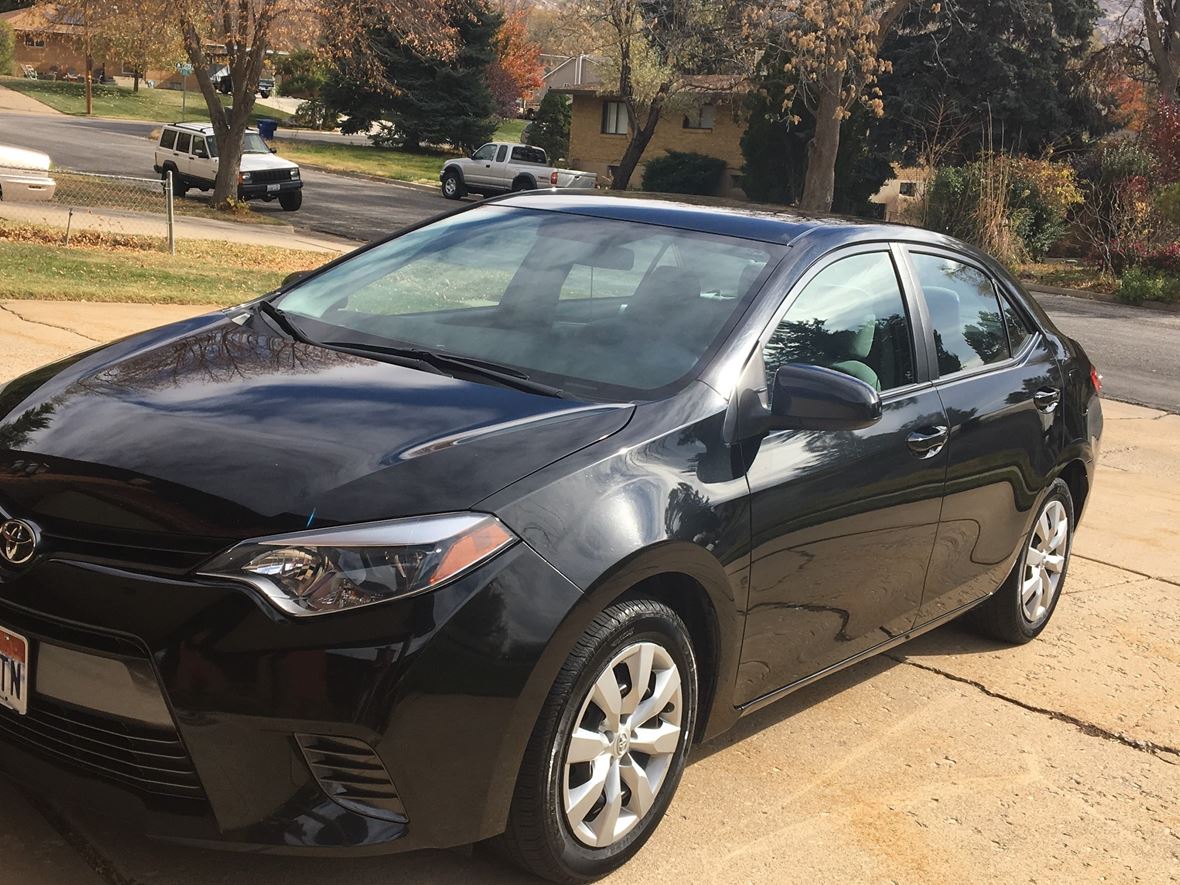 2015 Toyota Corolla for sale by owner in Ogden