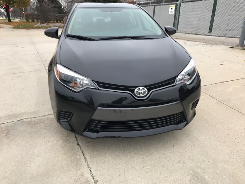 2016 Toyota Corolla for sale by owner in Schaumburg