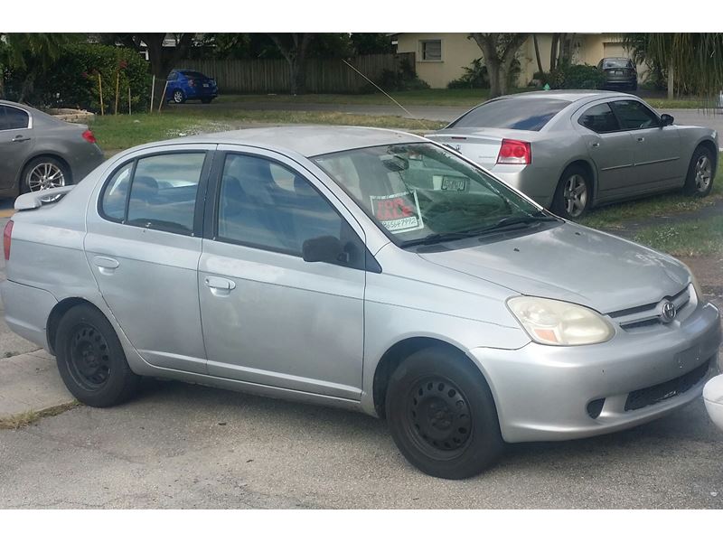 2003 Toyota Echo for sale by owner in Hollywood