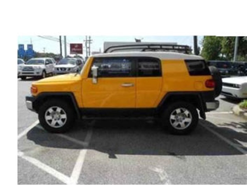 2007 Toyota FJ Cruiser for sale by owner in ARLINGTON