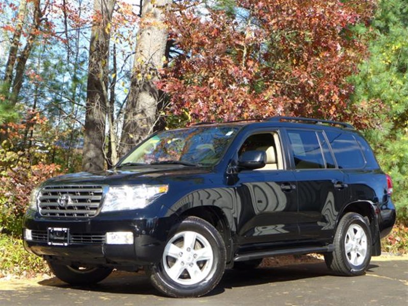 2010 Toyota Land Cruiser for sale by owner in LOS ANGELES