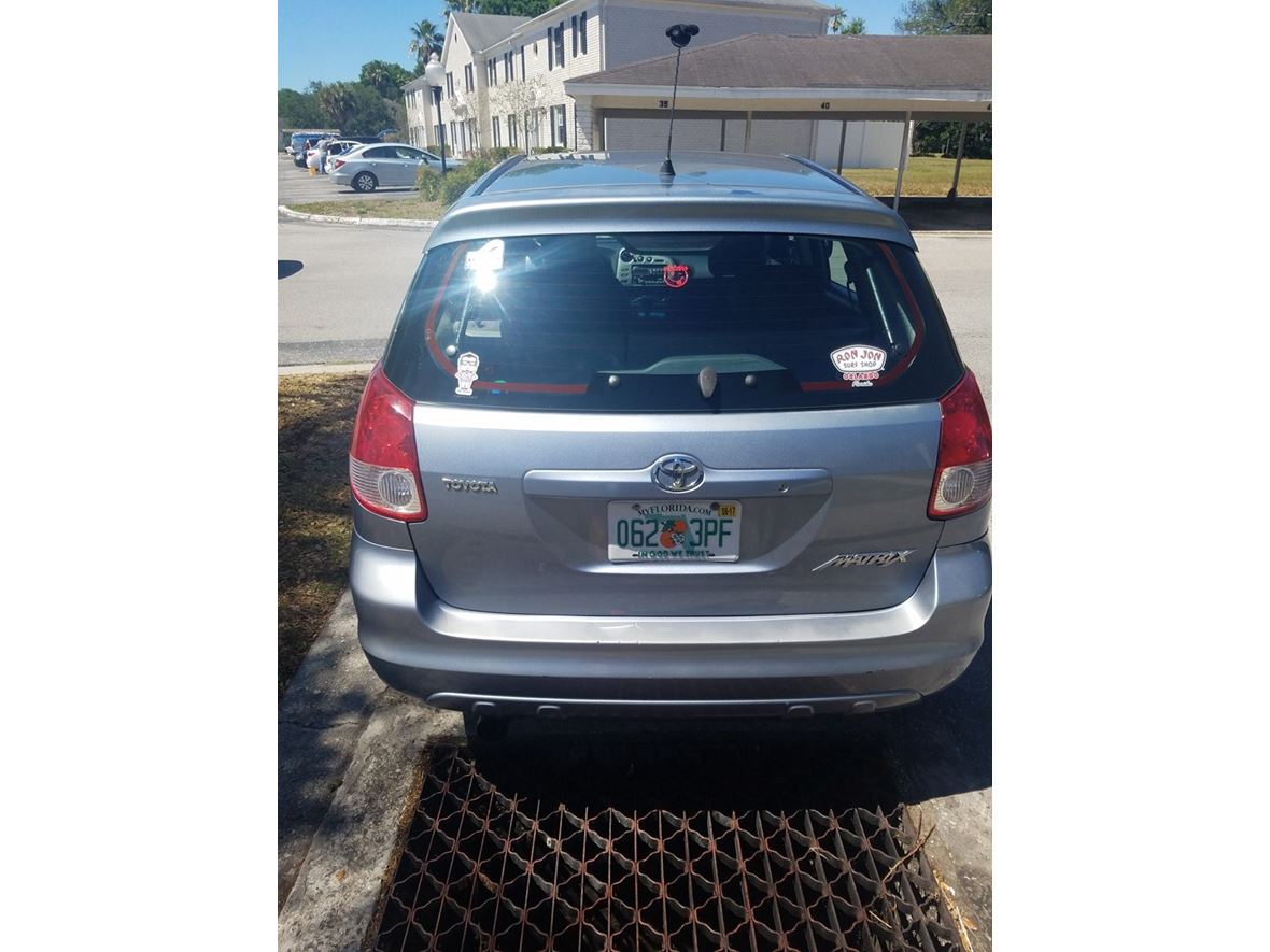 2004 Toyota Matrix for sale by owner in Tampa